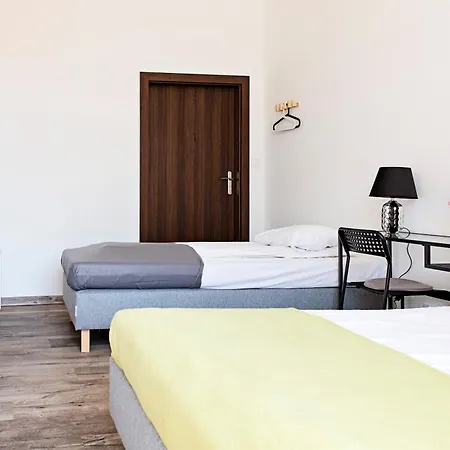 Hostel Królewska-2